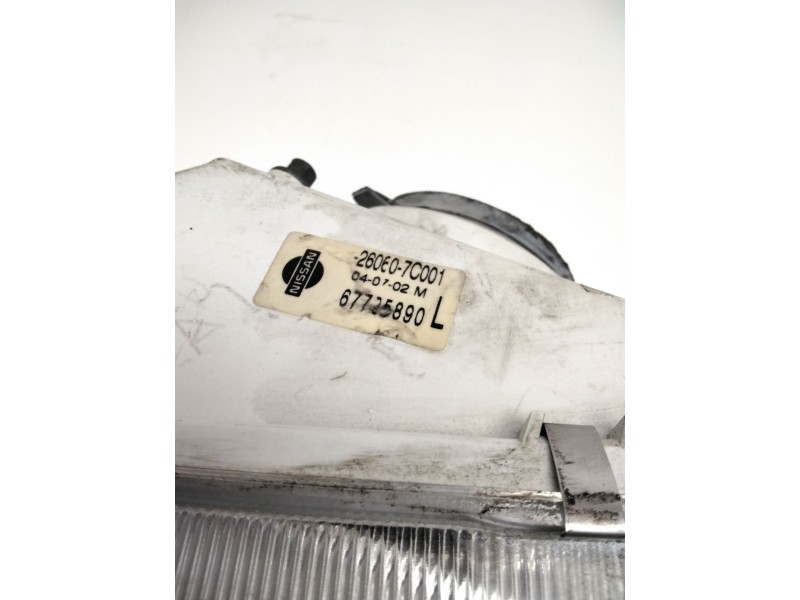 Recambio de faro izquierdo para » otros... premium 370 26 g 6x2 referencia OEM IAM 260607C001 NISSAN 67725890