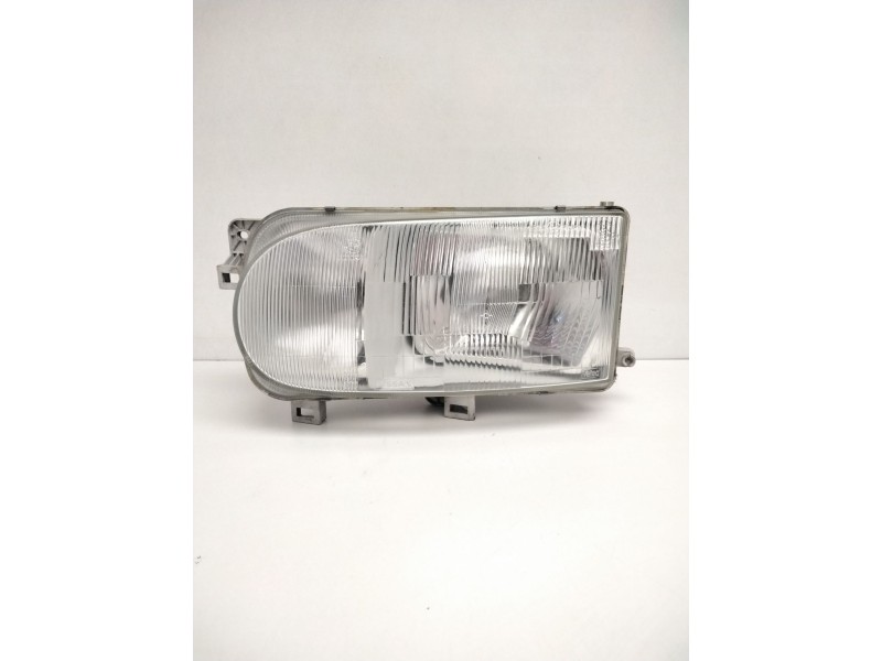 Recambio de faro izquierdo para » otros... premium 370 26 g 6x2 referencia OEM IAM 260607C005 NISSAN 67725970