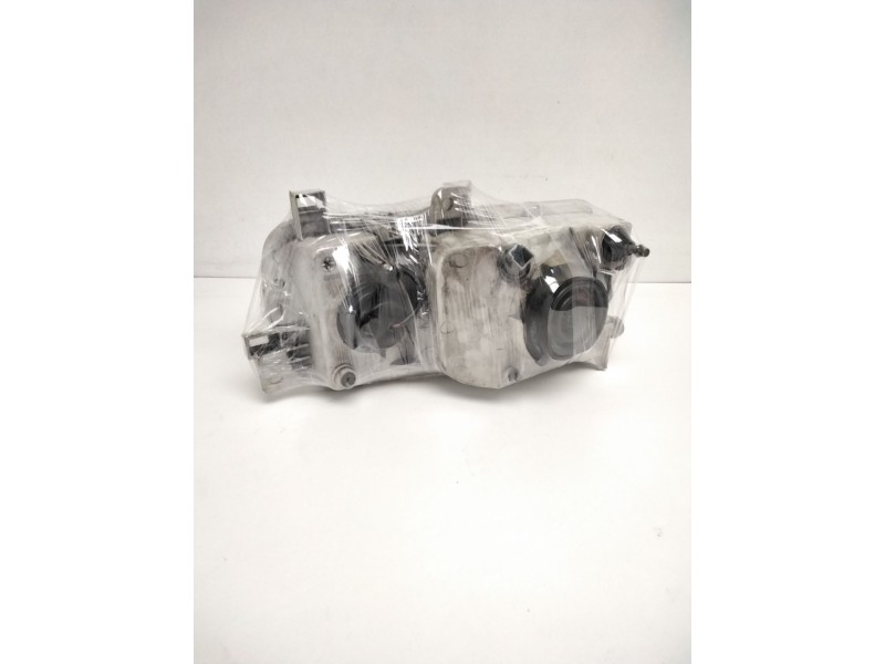 Recambio de faro izquierdo para » otros... premium 370 26 g 6x2 referencia OEM IAM 260607C001 NISSAN 67725890