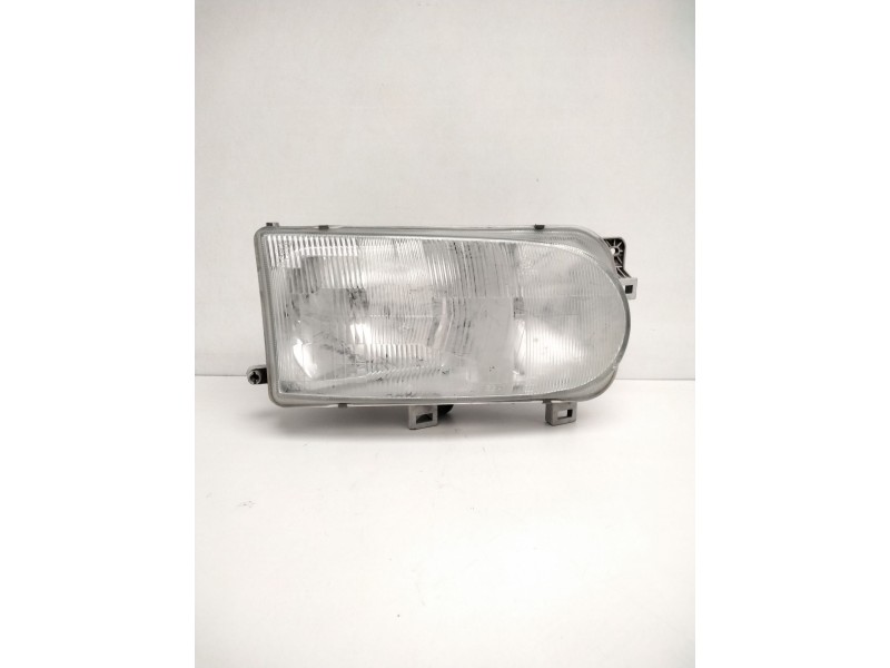 Recambio de faro derecho para » otros... premium 370 26 g 6x2 referencia OEM IAM 260109C108 NISSAN 67626060