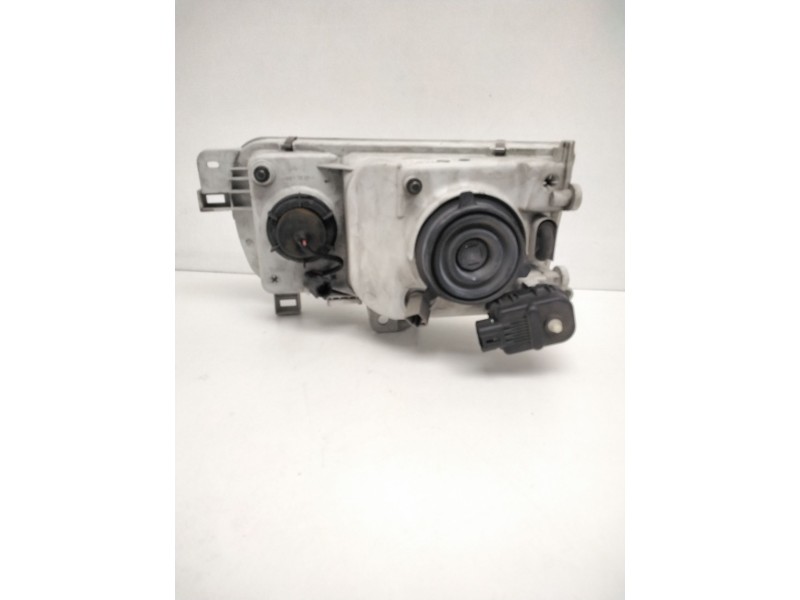 Recambio de faro derecho para » otros... premium 370 26 g 6x2 referencia OEM IAM 260107C008 NISSAN 67735060
