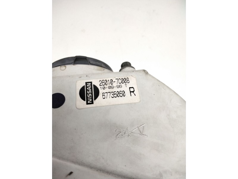 Recambio de faro derecho para » otros... premium 370 26 g 6x2 referencia OEM IAM 260107C008 NISSAN 67735060