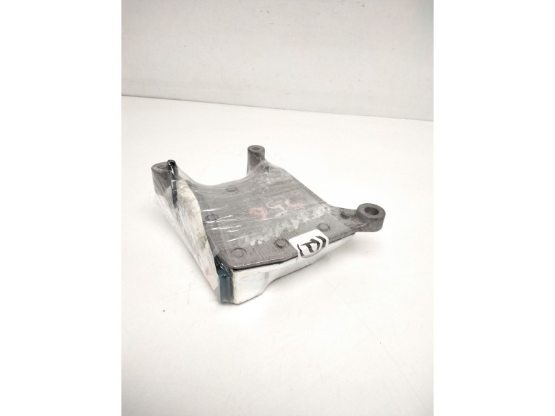 Recambio de centralita airbag para opel vivaro furgón 2.7t corto referencia OEM IAM 8200435339A 605488300 93854786