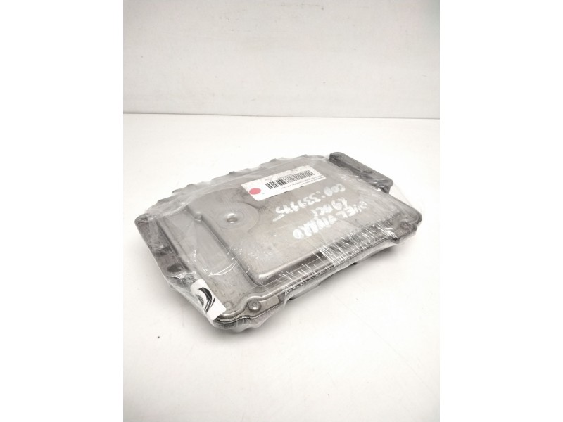 Recambio de centralita motor uce para opel vivaro 1.9 cdti cat (f9q-760 / l08) referencia OEM IAM 0281011529 8200051608 82003257