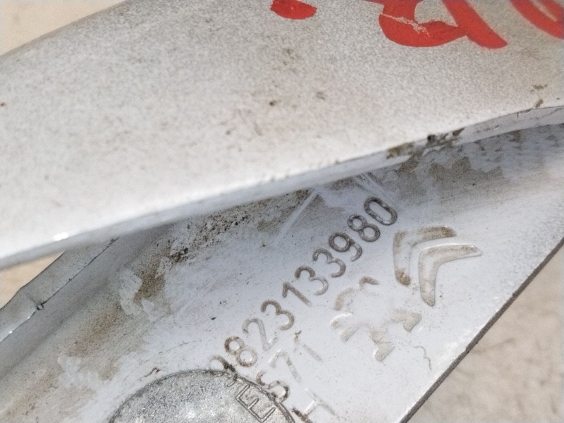 Recambio de bisagra capot delantero izquierdo para opel vivaro c furgoneta (k0) 1.5 referencia OEM IAM 9823133980  