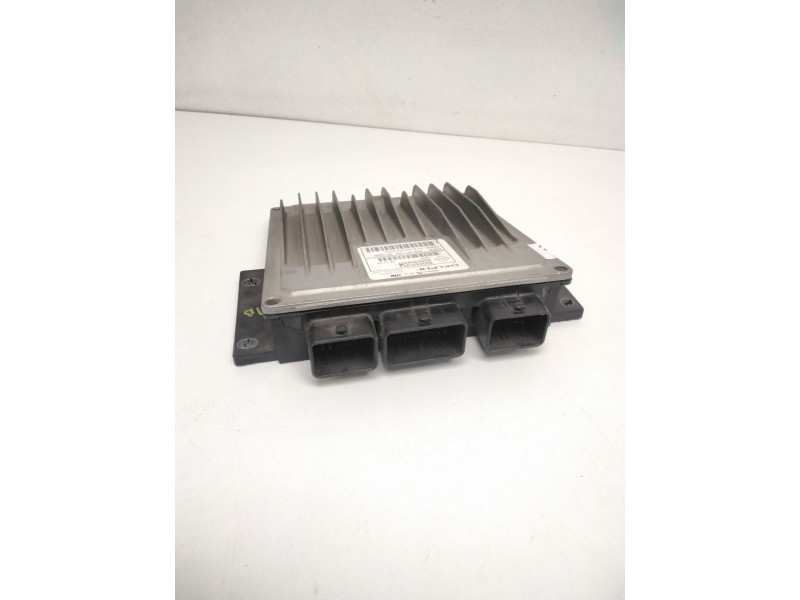 Recambio de centralita motor uce para renault clio ii (bb_, cb_) 1.5 dci (b/cb07) referencia OEM IAM 8200331477 8200374307 R0410