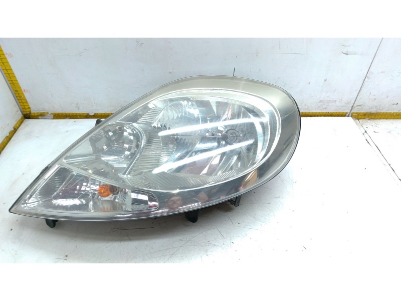 Recambio de faro izquierdo para opel vivaro a furgoneta (x83) 2.0 cdti (f7) referencia OEM IAM 8200701354  