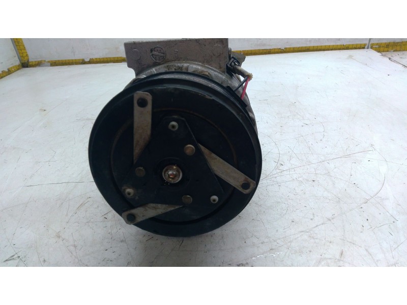 Recambio de compresor de aire para opel vivaro a furgoneta (x83) 2.0 cdti (f7) referencia OEM IAM 8200454172B  