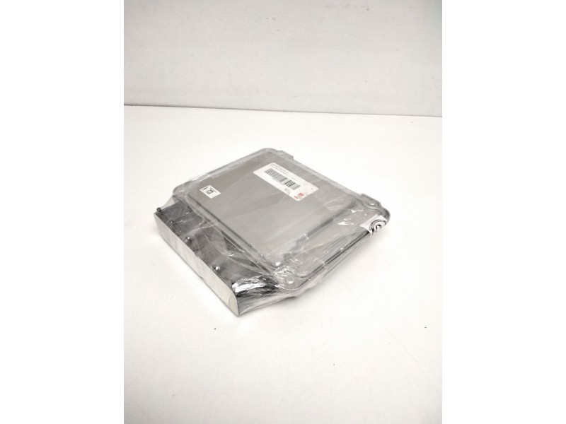 Recambio de centralita motor uce para seat leon (5f1) referencia OEM IAM 04C907309BP 0261S21435 1039T33503