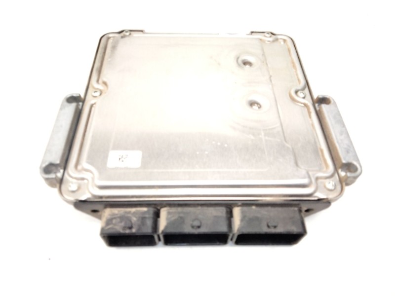 Recambio de centralita motor uce para opel vivaro a furgoneta (x83) 2.0 cdti (f7) referencia OEM IAM 8200666516 0281014208 1039S