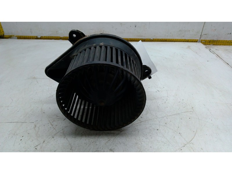 Recambio de motor calefaccion para opel vivaro a furgoneta (x83) 2.0 cdti (f7) referencia OEM IAM F961731  