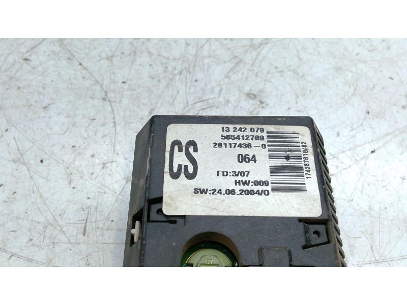 Recambio de pantalla multifuncion para opel vivaro a furgoneta (x83) 2.0 cdti (f7) referencia OEM IAM 271174360  