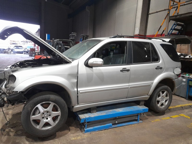 mercedes-benz clase m (w163) del año 2004