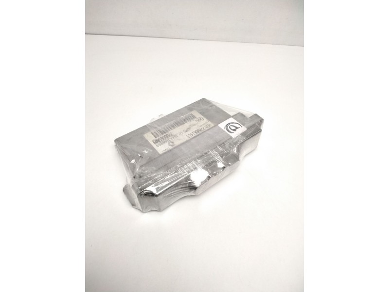 Recambio de centralita motor uce para renault 19 hatchback (b/c53) 1.4 referencia OEM IAM 7700865809 16196499 7700861413