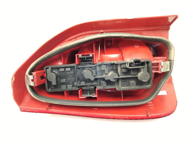 Recambio de piloto trasero derecho para citroën xsara picasso (n68) 1.6 16v referencia OEM IAM 9631563980  