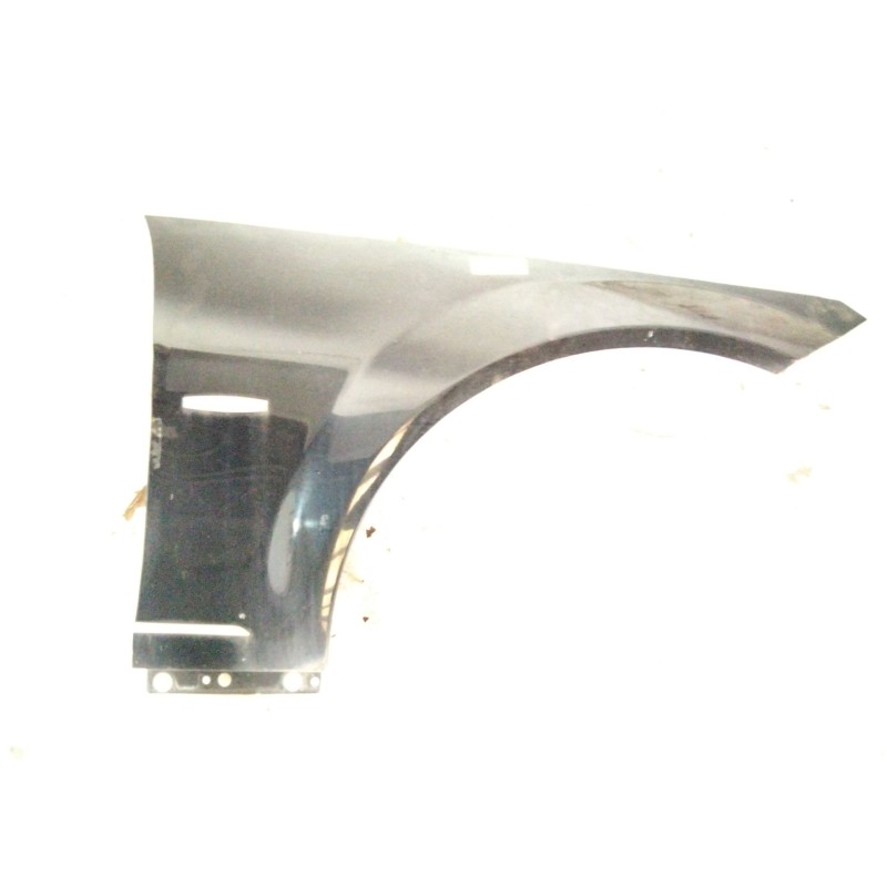 Recambio de aleta delantera derecha para mercedes-benz clase c (w204) berlina c 220 cdi (204.008) referencia OEM IAM   