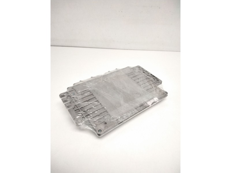 Recambio de centralita motor uce para nissan almera (n16/e) referencia OEM IAM MEC32210K58318 MEC32210 ZW