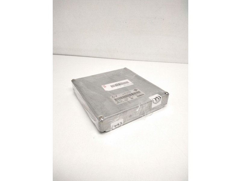 Recambio de centralita motor uce para nissan serena (c23m) referencia OEM IAM 0261204216 7C10421700 237107C104