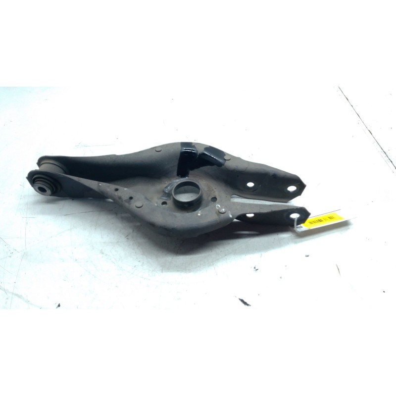 Recambio de brazo suspension inferior trasero izquierdo para bmw 3 touring (f31) 318 d referencia OEM IAM 33326867540  