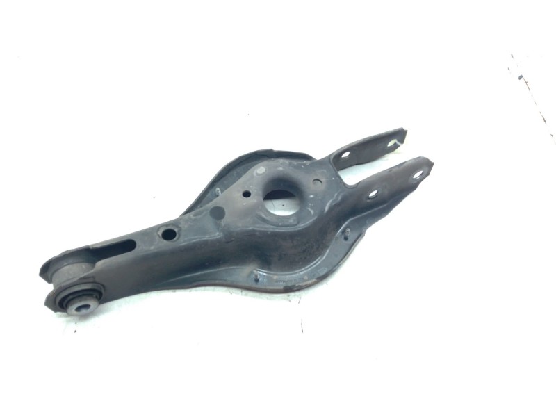 Recambio de brazo suspension inferior trasero izquierdo para bmw 3 touring (f31) 318 d referencia OEM IAM 33326867540  