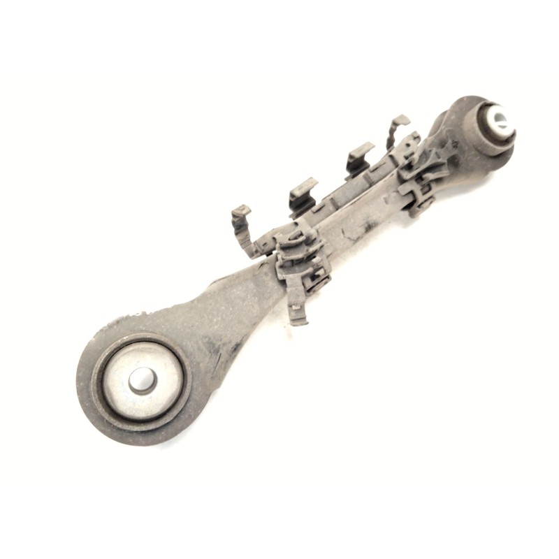 Recambio de brazo suspension superior trasero derecho para bmw 3 touring (f31) 318 d referencia OEM IAM 6792519  