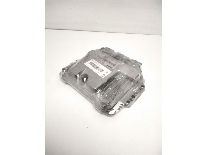 Recambio de centralita motor uce para renault scenic ii authentique referencia OEM IAM 0281011776 8200386508 8200391966
