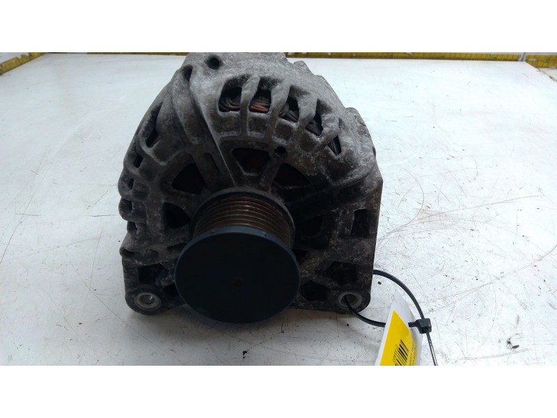 Recambio de alternador para opel vivaro b autobús (x82) 1.6 cdti (06) referencia OEM IAM 231008633R  