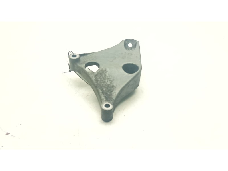 Recambio de soporte motor izquierdo superior para bmw 1 (f20) 118 d referencia OEM IAM 22116788611-03  