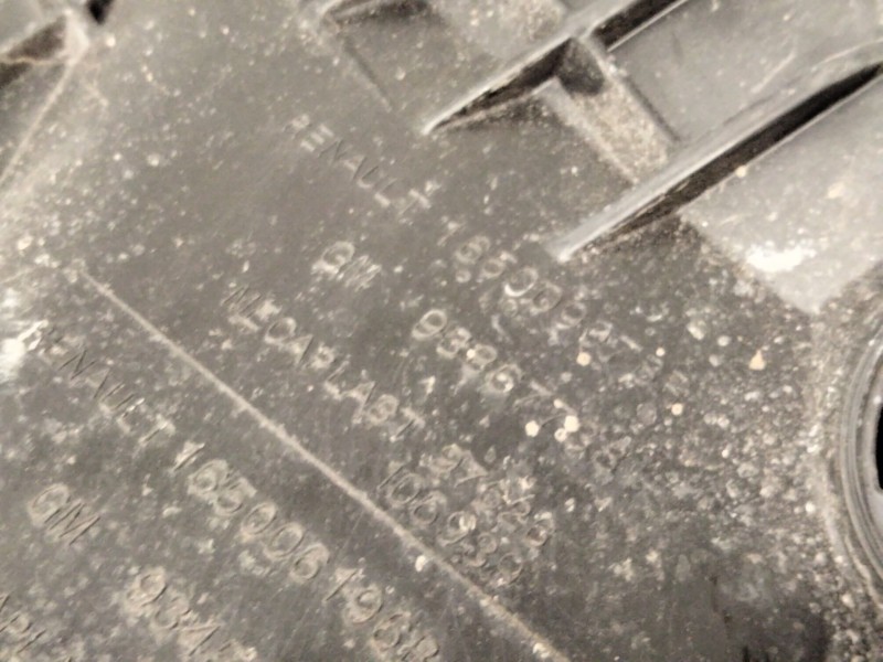 Recambio de caja filtro de aire para opel vivaro b autobús (x82) 1.6 cdti (06) referencia OEM IAM 165009078R 93867738 