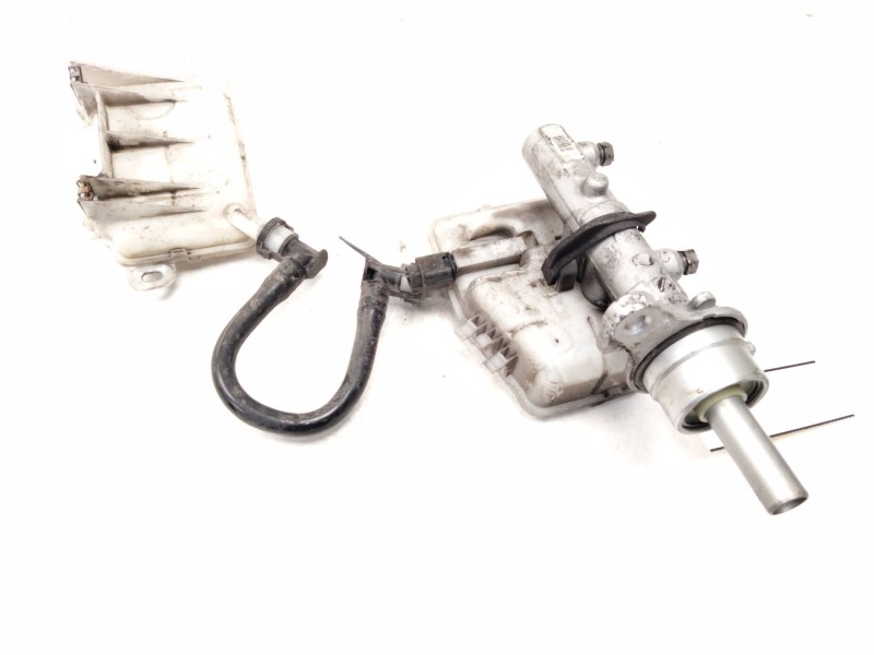 Recambio de bomba freno para opel vivaro b autobús (x82) 1.6 cdti (06) referencia OEM IAM 460913484R  