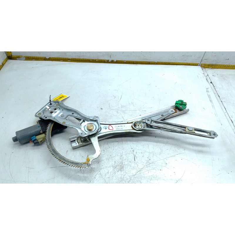 Recambio de elevalunas delantero derecho para mercedes-benz clase m (w163) ml 270 cdi (163.113) referencia OEM IAM   