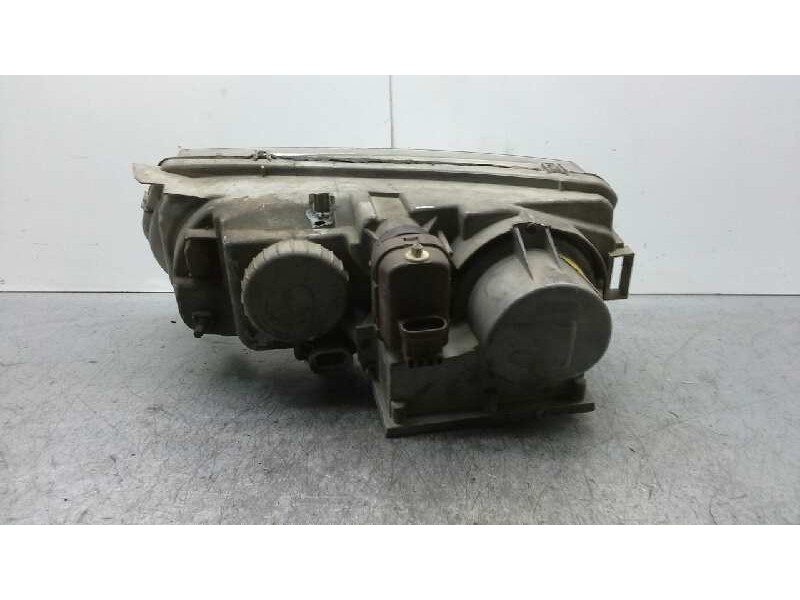 Recambio de faro derecho para renault safrane (b54) 2.2 dt (b54g) referencia OEM IAM 7701042501  