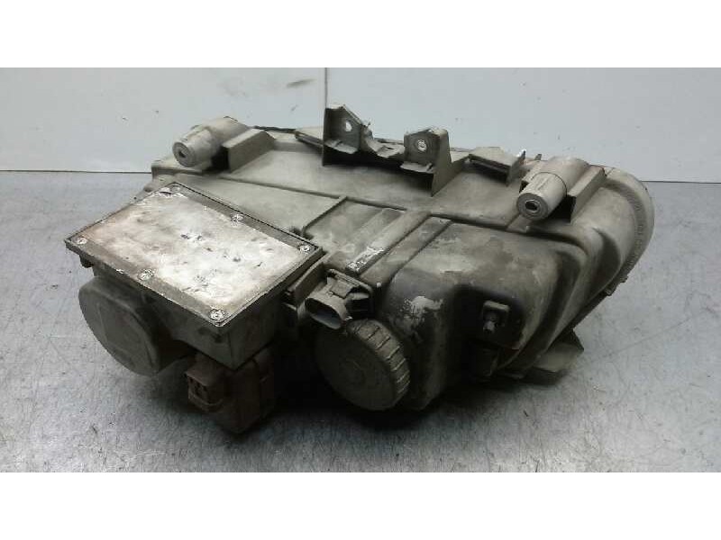 Recambio de faro derecho para renault safrane (b54) 2.2 dt (b54g) referencia OEM IAM 7701042501  