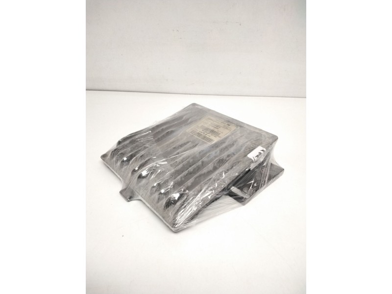 Recambio de centralita motor uce para renault modus confort dynamique referencia OEM IAM 8200398934 8200449080 R0410B030C