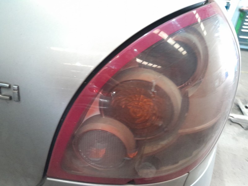 nissan almera ii hatchback (n16) del año 2005