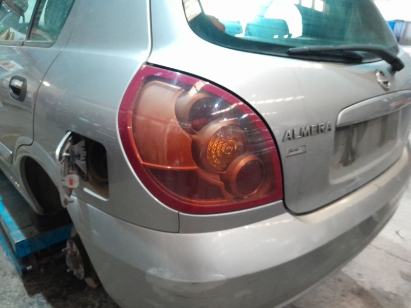 nissan almera ii hatchback (n16) del año 2005