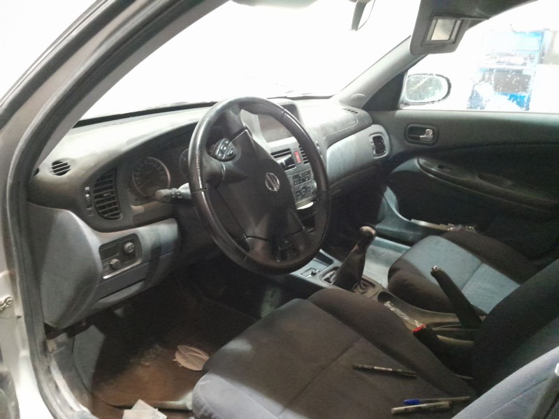 nissan almera ii hatchback (n16) del año 2005