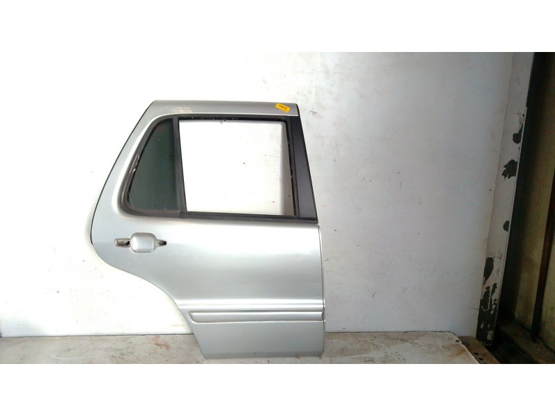 Recambio de puerta trasera derecha para mercedes-benz clase m (w163) ml 270 cdi (163.113) referencia OEM IAM   