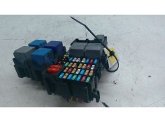 Recambio de caja fusibles para opel vivaro b autobús (x82) 1.6 cdti (06) referencia OEM IAM PDBX82  