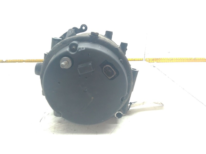 Recambio de alternador para mercedes-benz clase m (w163) ml 270 cdi (163.113) referencia OEM IAM A0001502250  