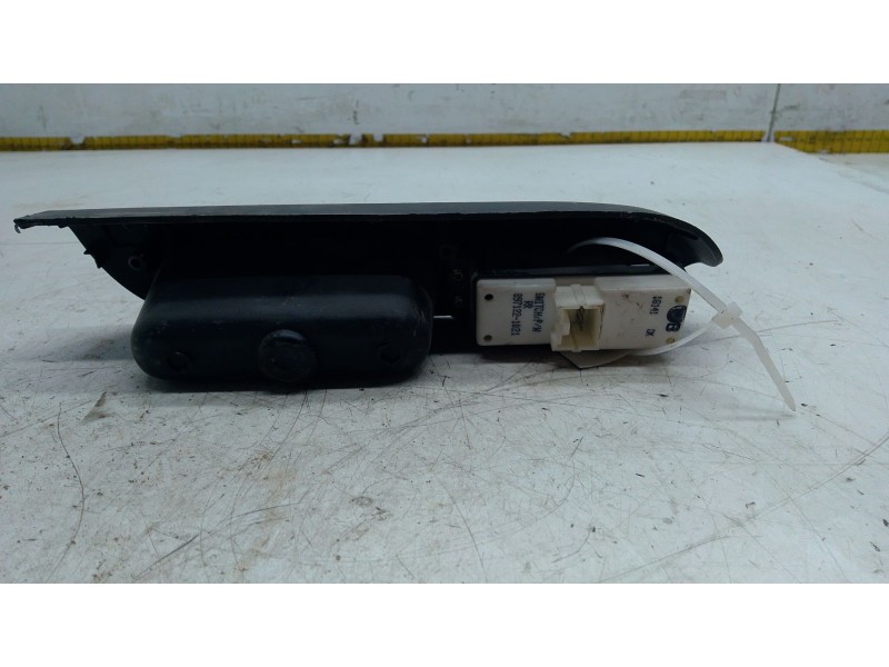 Recambio de mando elevalunas trasero izquierdo para opel frontera b (u99) 2.2 dti (6b_zc, 6b_vf, 6b_66, 6b_76) referencia OEM IA