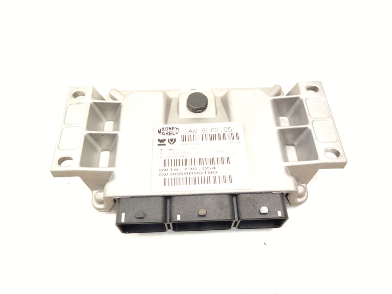 Recambio de centralita motor uce para citroën c4 i (lc_) 1.4 16v referencia OEM IAM 9659099180 16738054 9653979480