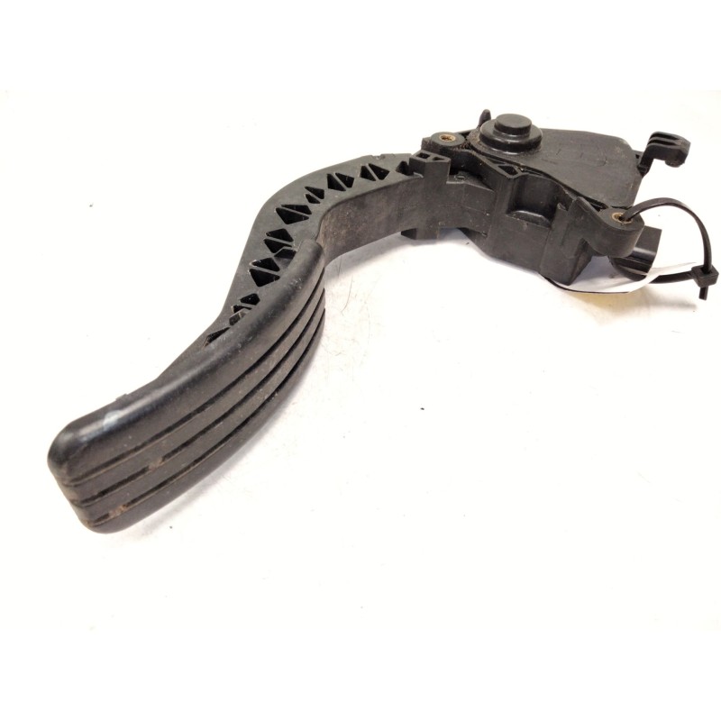 Recambio de pedal acelerador para opel vivaro b autobús (x82) 1.6 cdti (06) referencia OEM IAM 180020024R  