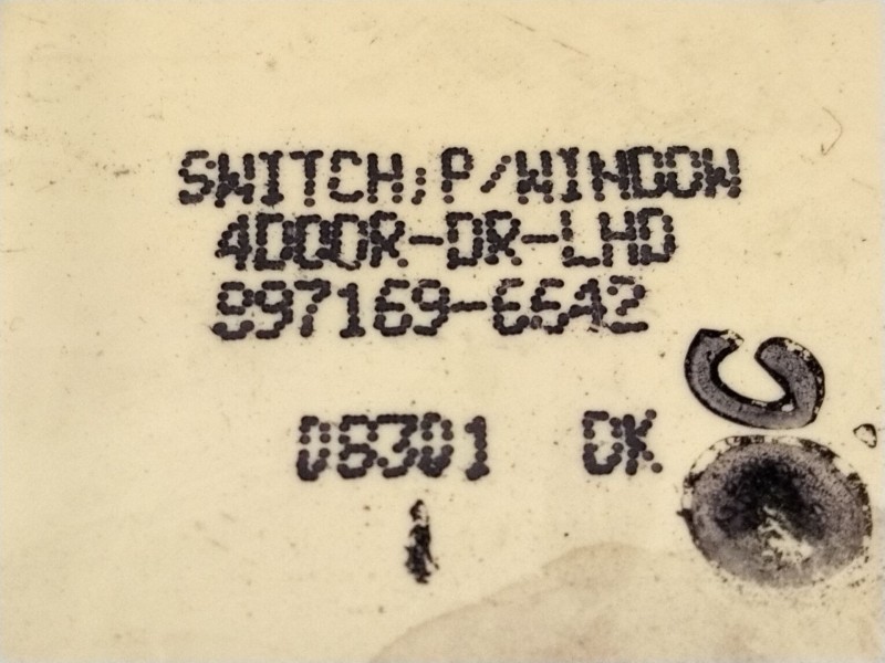 Recambio de mando elevalunas delantero izquierdo para opel frontera b (u99) 2.2 dti (6b_zc, 6b_vf, 6b_66, 6b_76) referencia OEM 