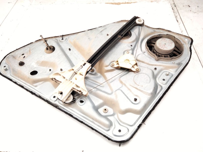 Recambio de elevalunas trasero izquierdo para volkswagen passat b5.5 (3b3) 1.9 tdi referencia OEM IAM 3B5839755  
