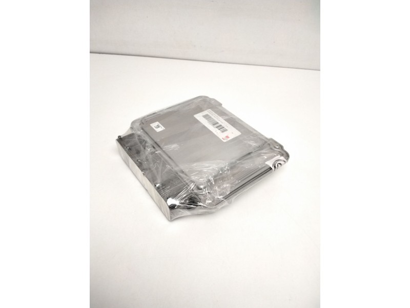 Recambio de centralita motor uce para volkswagen golf viii lim. (cd1) referencia OEM IAM 04C907309BP 0261S21435 1039T33503