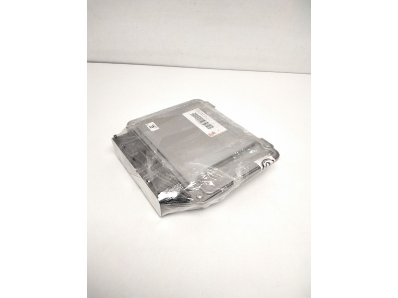 Recambio de centralita motor uce para volkswagen golf viii lim. (cd1) referencia OEM IAM 04C907309BP 0261S21435 1039T33503