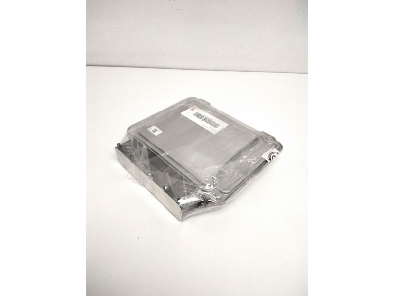 Recambio de centralita motor uce para skoda fabia referencia OEM IAM 04C907309BP 0261S21435 1039T33503