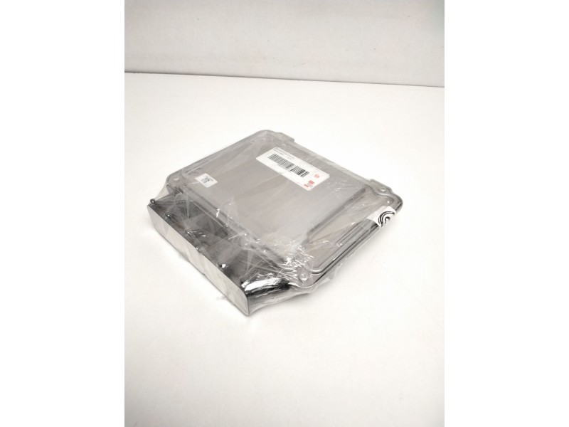 Recambio de centralita motor uce para skoda fabia referencia OEM IAM 04C907309BP 0261S21435 1039T33503