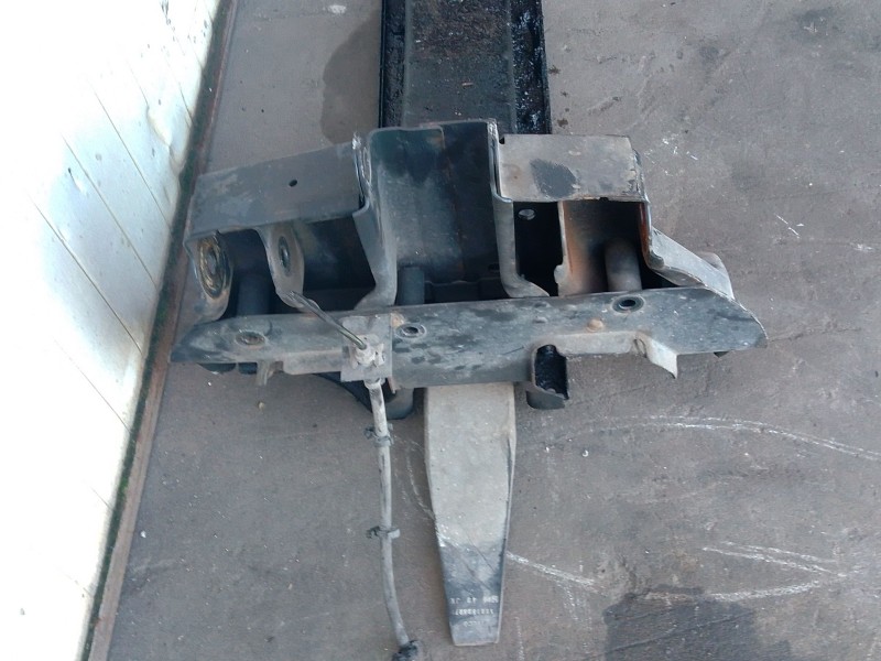 Recambio de subchasis para iveco daily vi furgoneta 33s11, 35s11, 35c11 referencia OEM IAM   